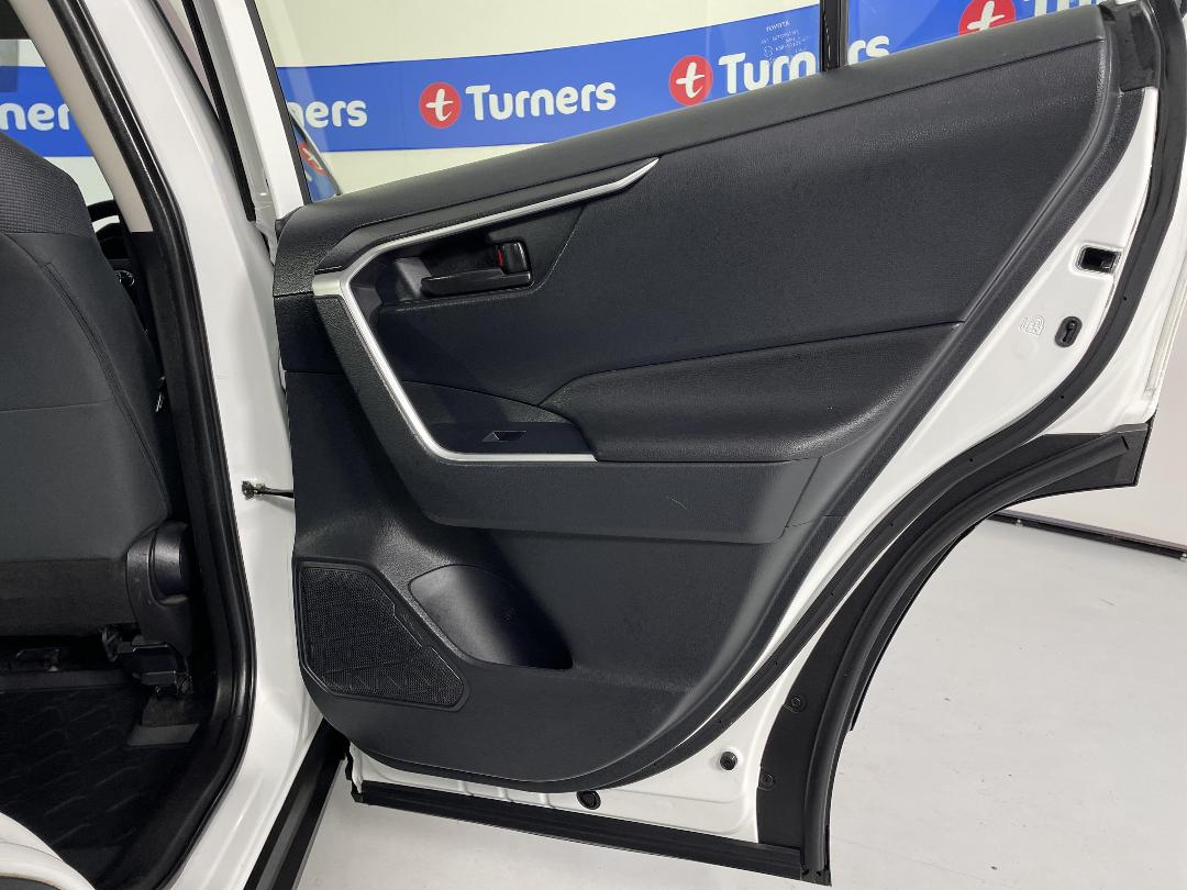 Photo '19' of Toyota Rav4