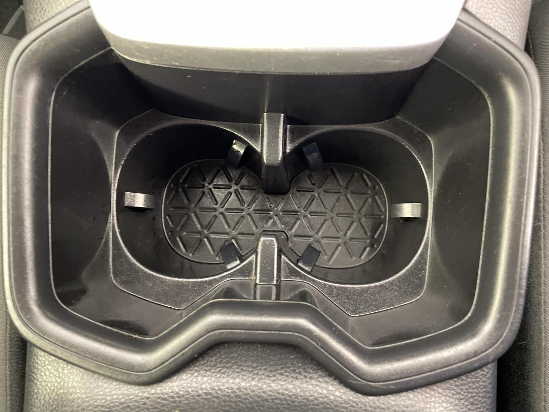 Photo '24' of Toyota Rav4