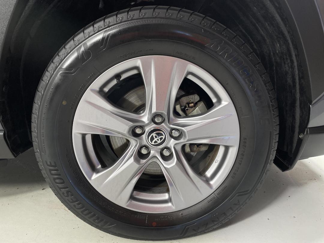 Photo '9' of Toyota Rav4