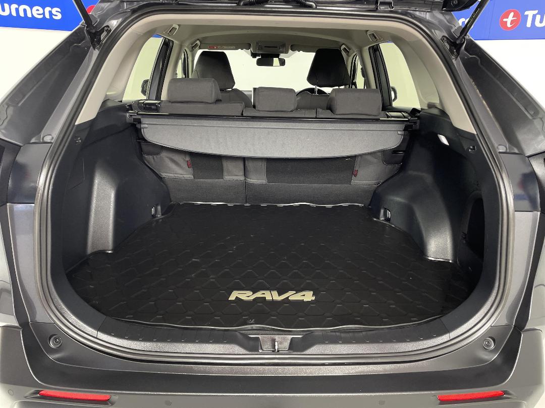 Photo '14' of Toyota Rav4