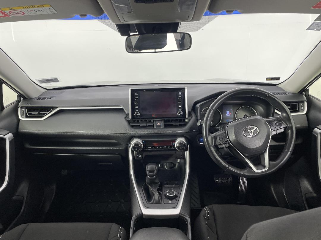 Photo '17' of Toyota Rav4