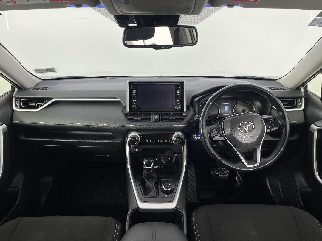 Photo '17' of Toyota Rav4