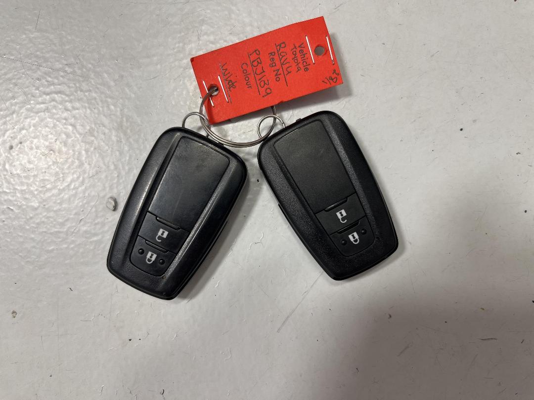 Photo '22' of Toyota Rav4