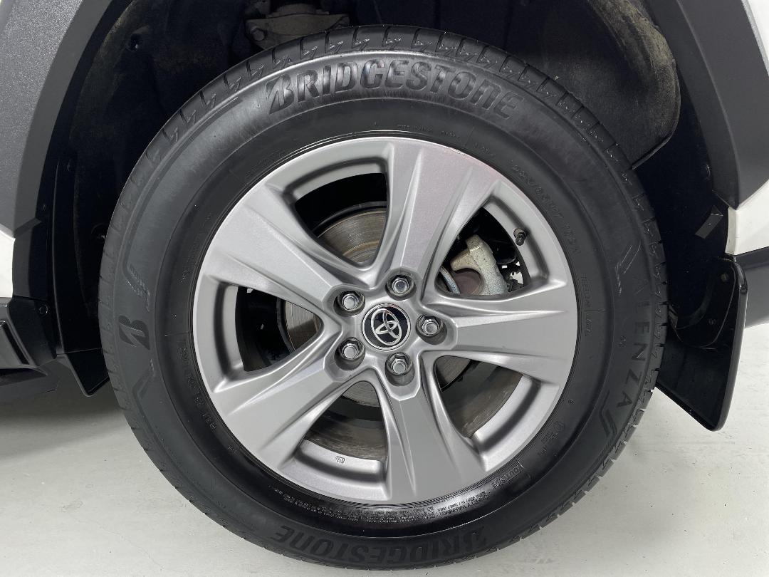 Photo '11' of Toyota Rav4 Photo '11' of Toyota Rav4