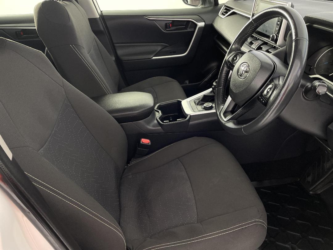 Photo '16' of Toyota Rav4 Photo '16' of Toyota Rav4