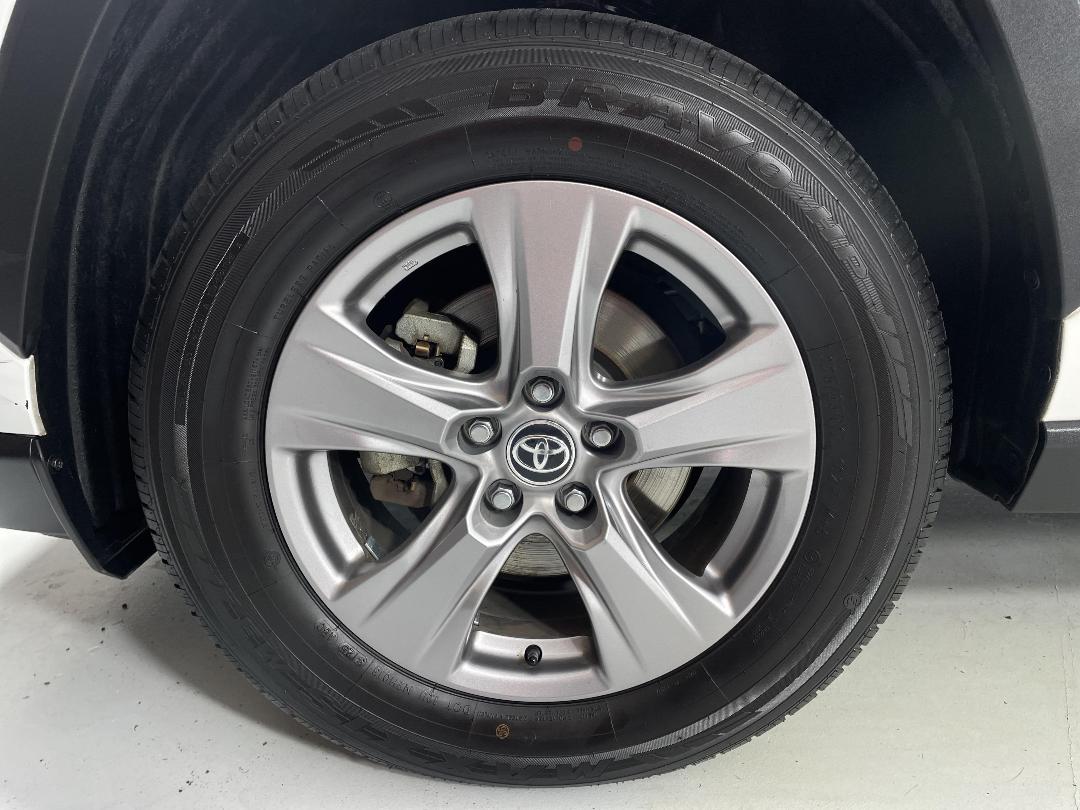 Photo '10' of Toyota Rav4 Photo '10' of Toyota Rav4