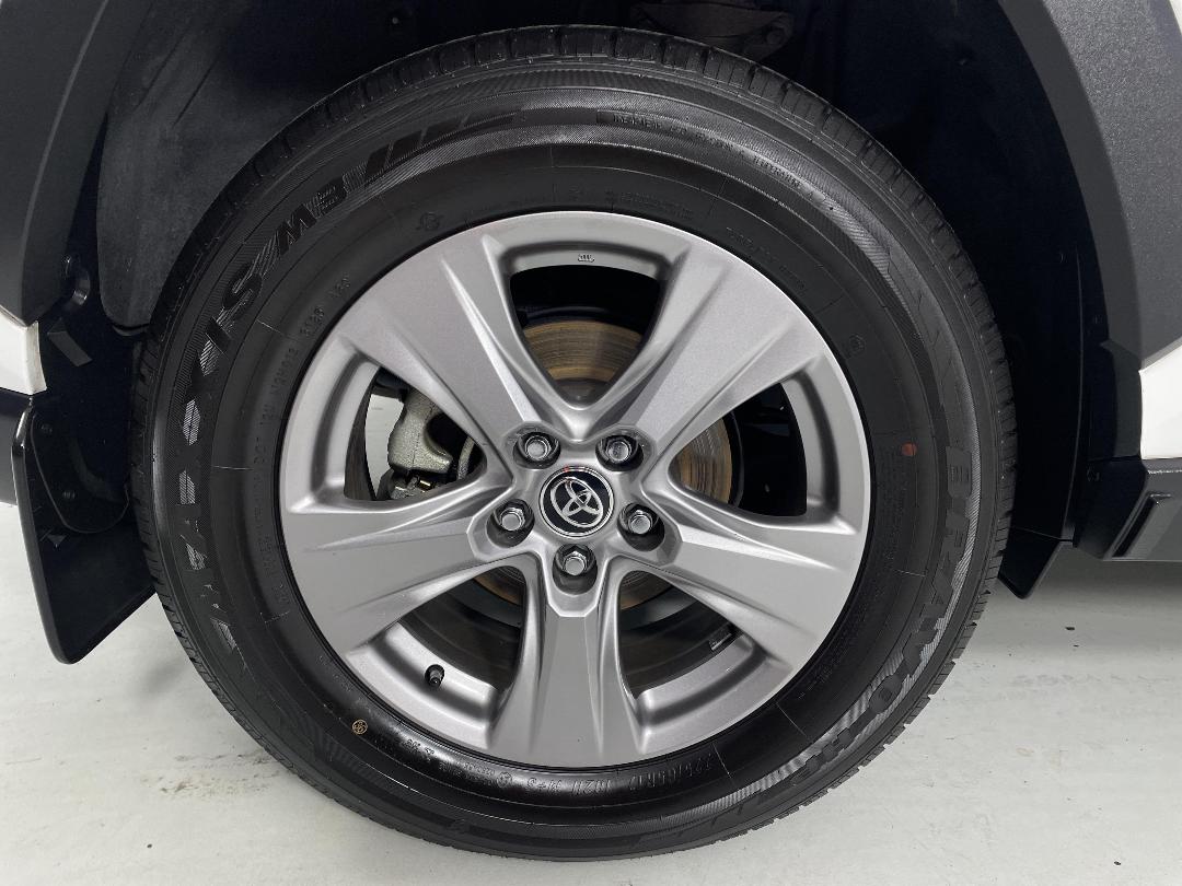 Photo '12' of Toyota Rav4 Photo '12' of Toyota Rav4