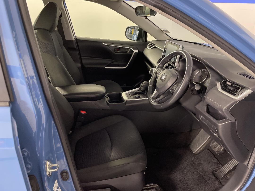 Photo '16' of Toyota Rav4 Photo '16' of Toyota Rav4