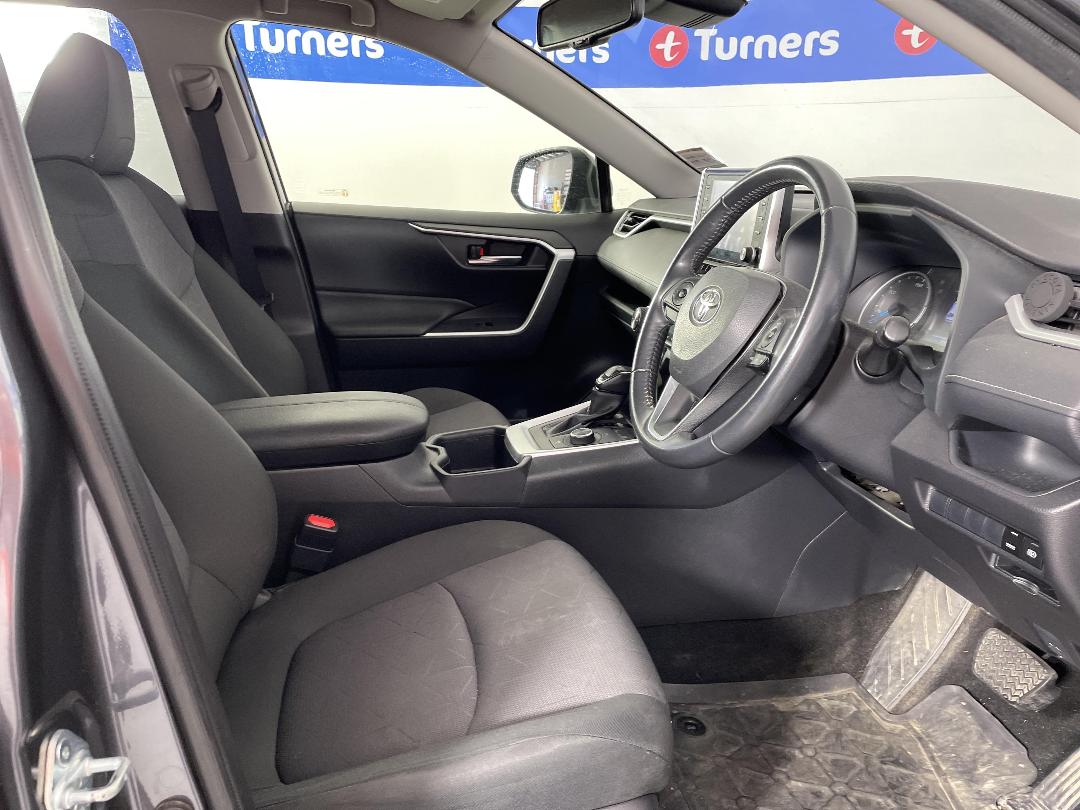 Photo '16' of Toyota Rav4 Photo '16' of Toyota Rav4