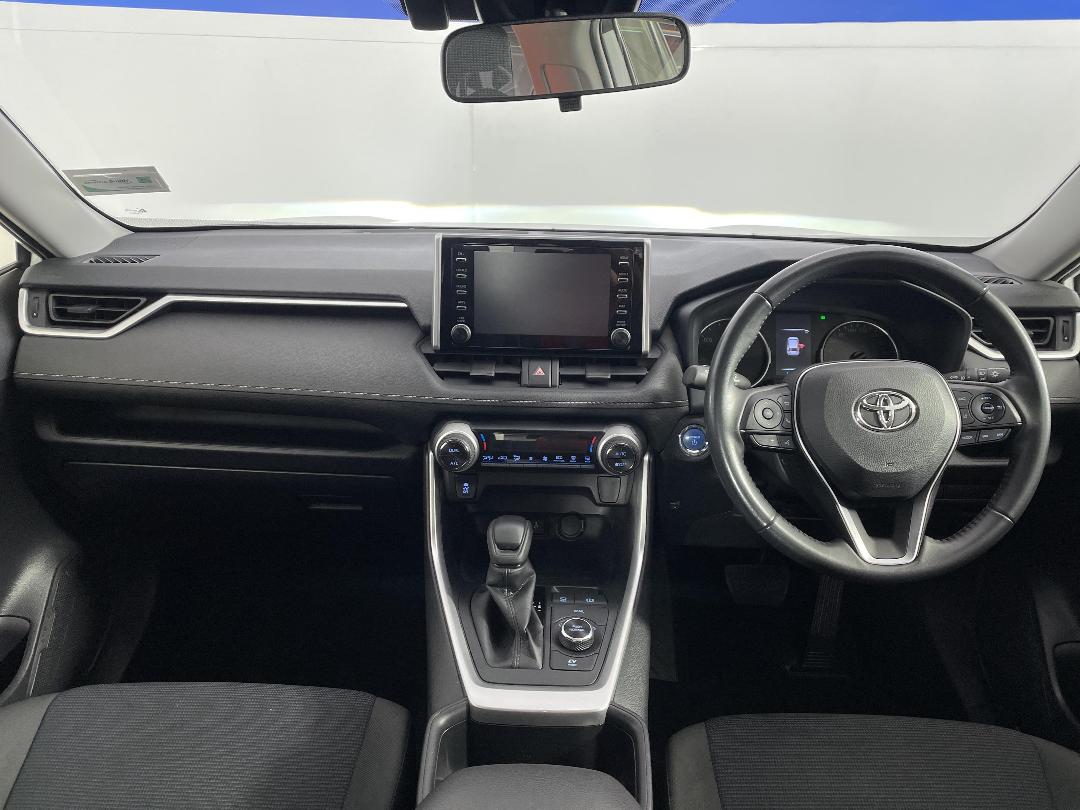 Photo '17' of Toyota Rav4