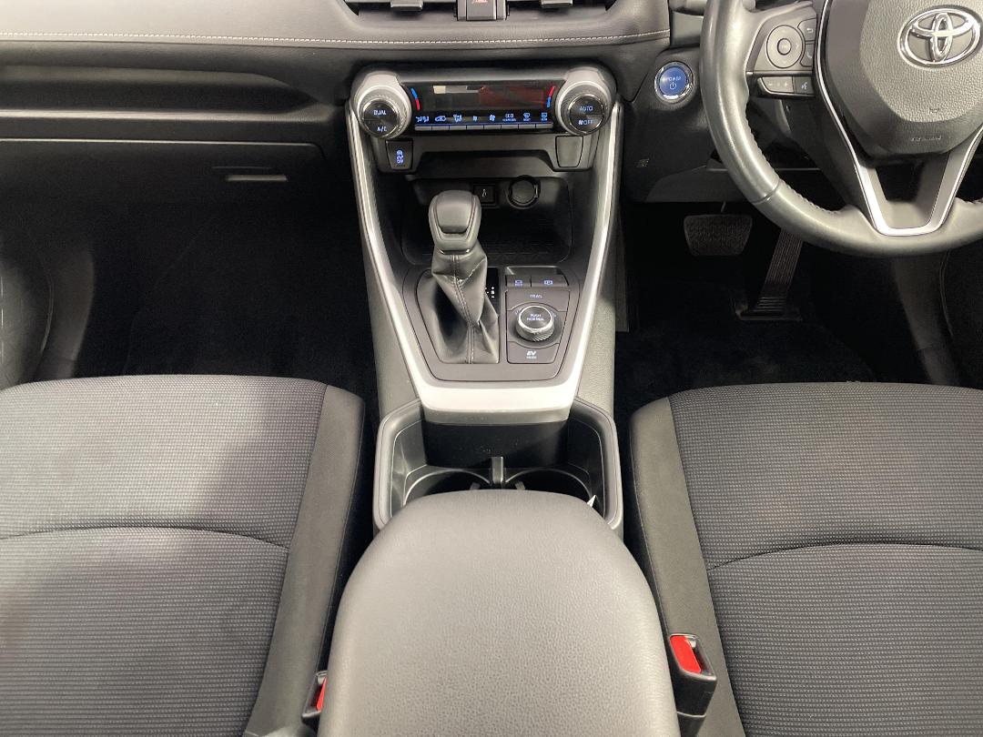 Photo '18' of Toyota Rav4