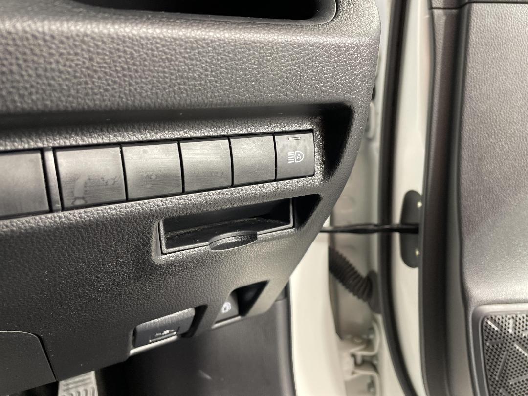 Photo '30' of Toyota Rav4