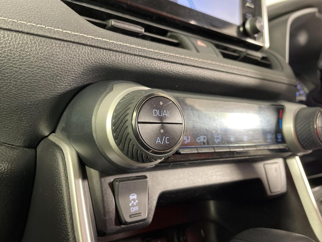 Photo '27' of Toyota Rav4