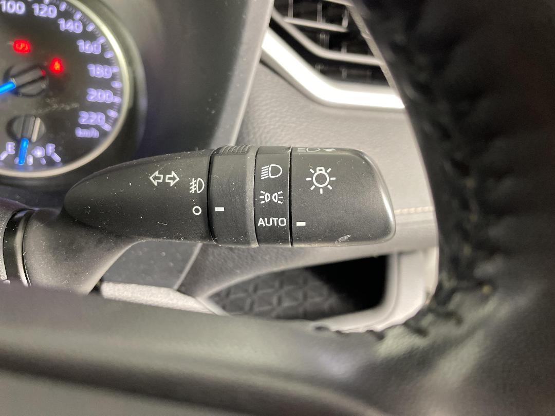 Photo '34' of Toyota Rav4