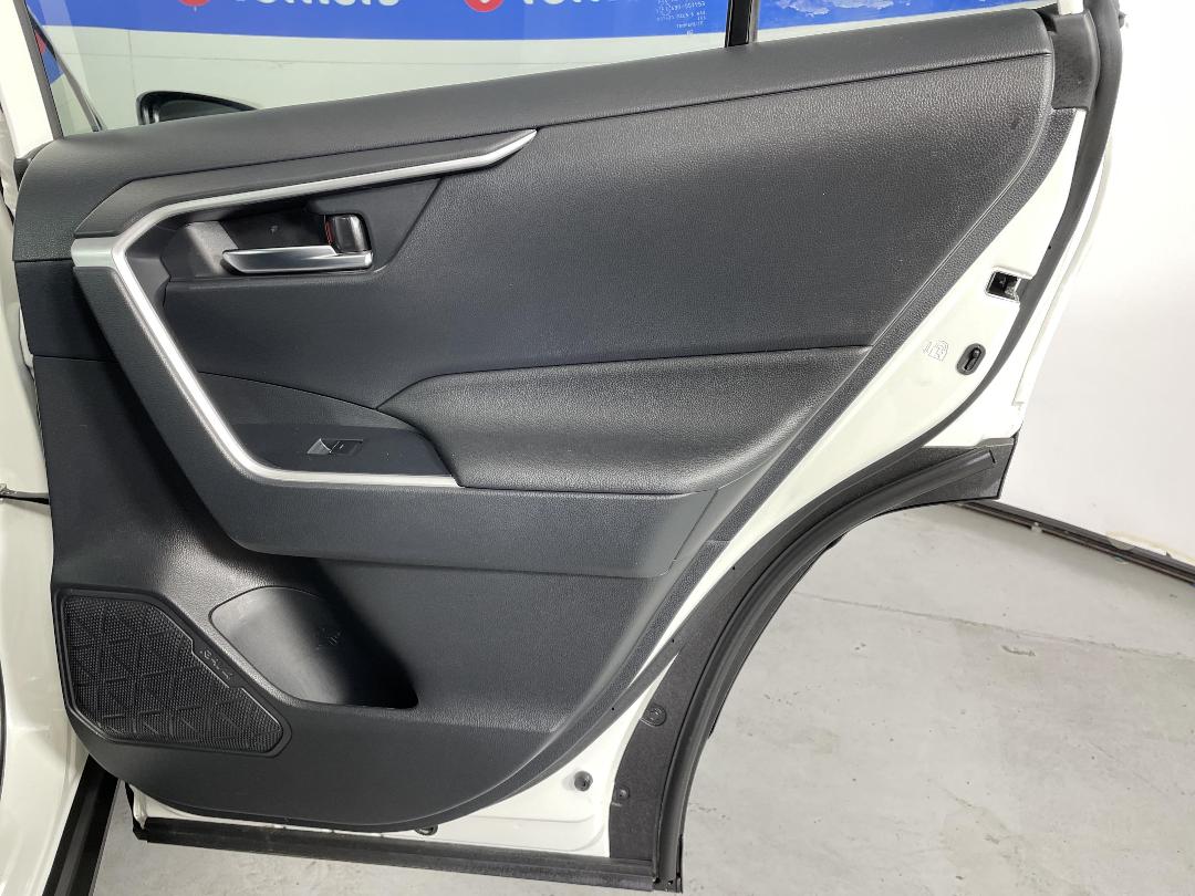 Photo '19' of Toyota Rav4 Photo '19' of Toyota Rav4