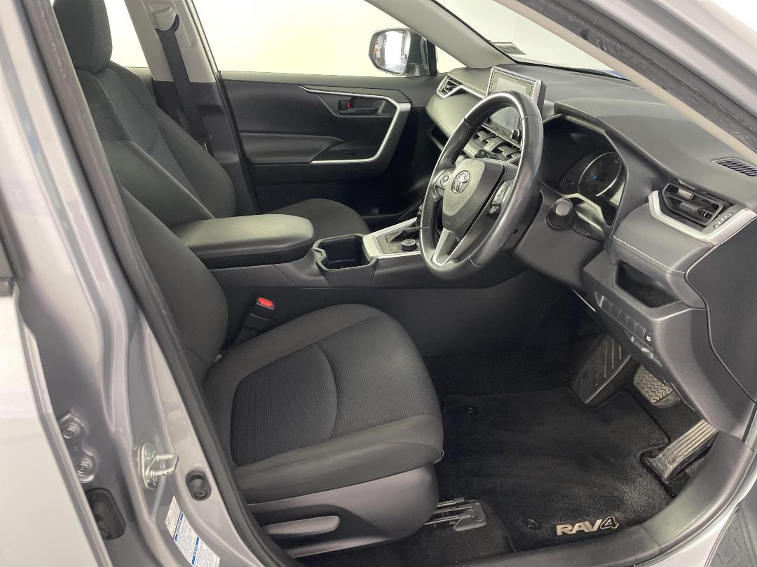 Photo '16' of Toyota Rav4 Photo '16' of Toyota Rav4