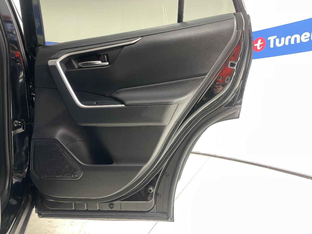 Photo '19' of Toyota Rav4