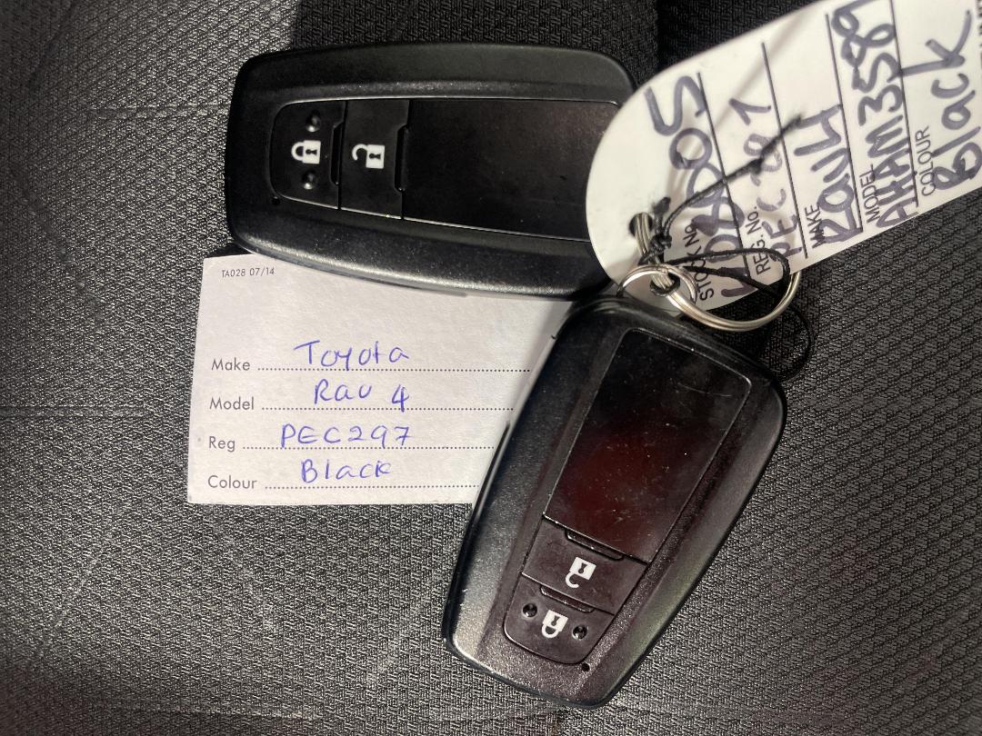 Photo '22' of Toyota Rav4