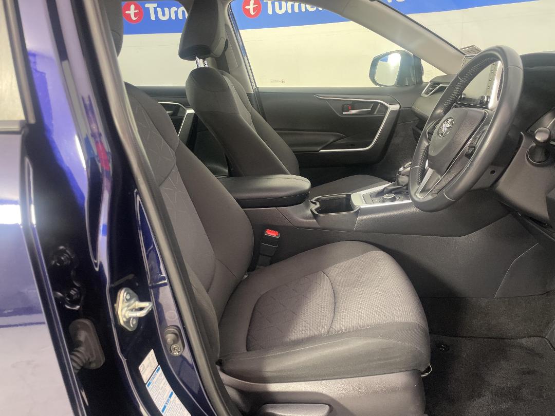 Photo '16' of Toyota Rav4 Photo '16' of Toyota Rav4