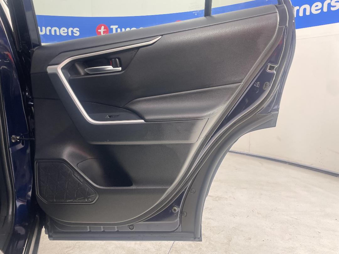 Photo '19' of Toyota Rav4 Photo '19' of Toyota Rav4