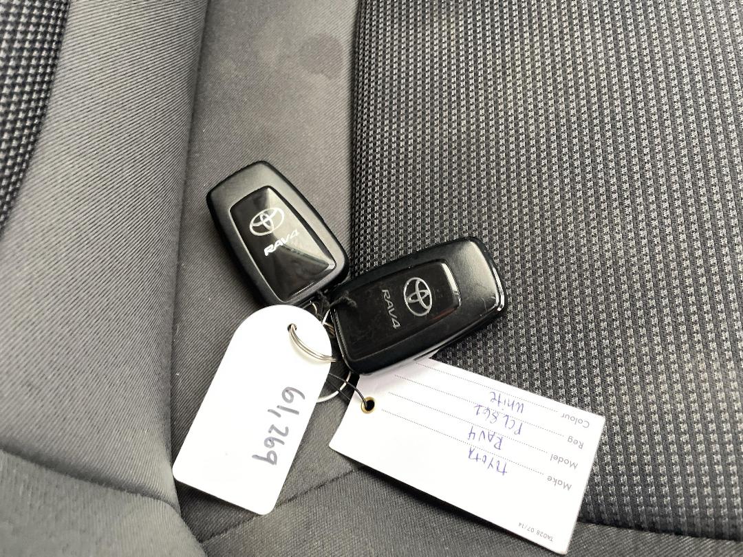 Photo '22' of Toyota Rav4