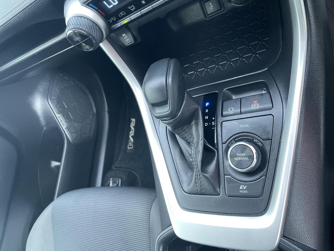 Photo '18' of Toyota Rav4