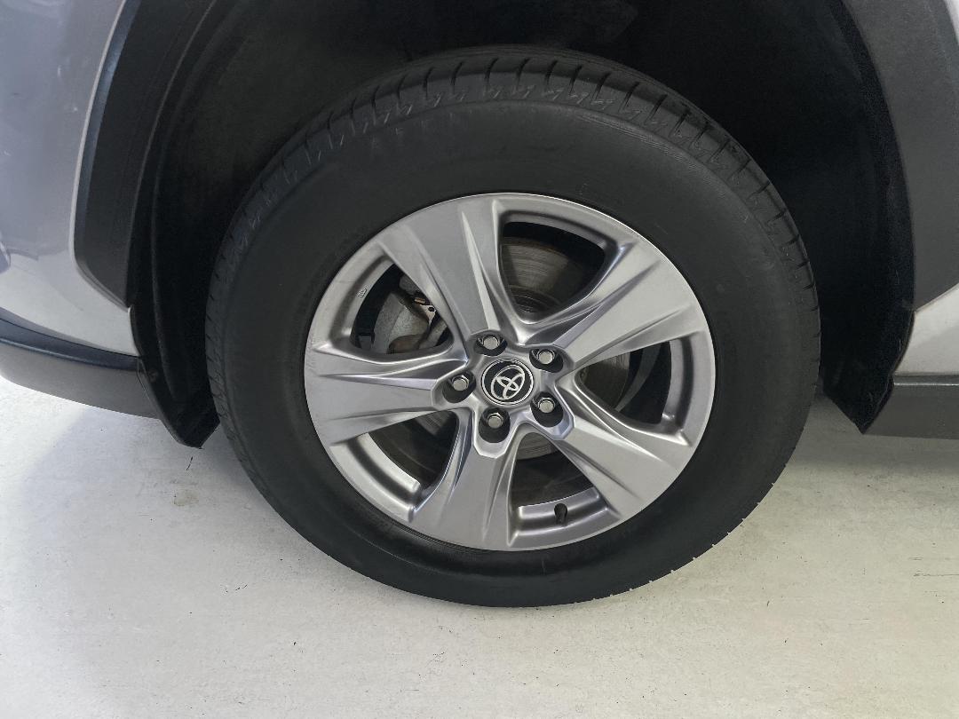 Photo '10' of Toyota Rav4 Photo '10' of Toyota Rav4