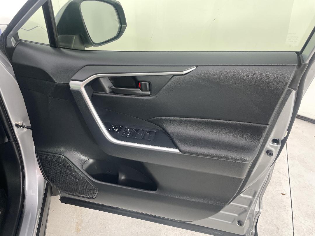 Photo '15' of Toyota Rav4 Photo '15' of Toyota Rav4