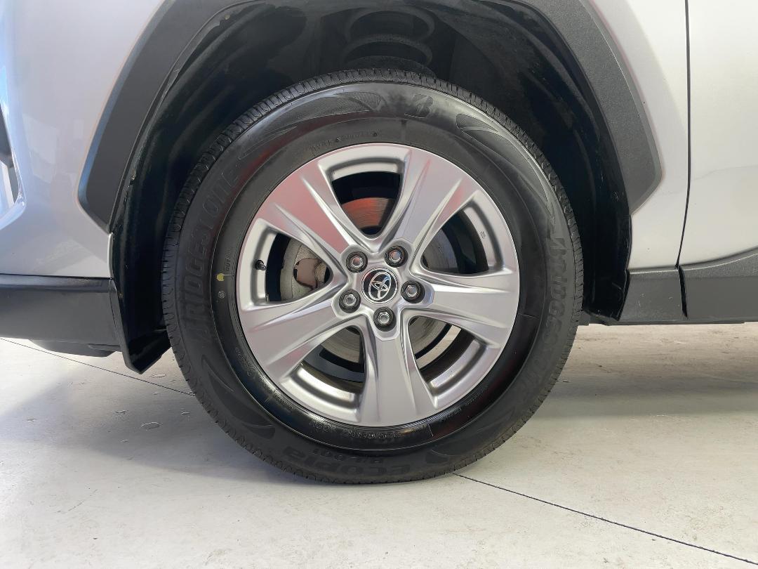 Photo '10' of Toyota Rav4 Photo '10' of Toyota Rav4