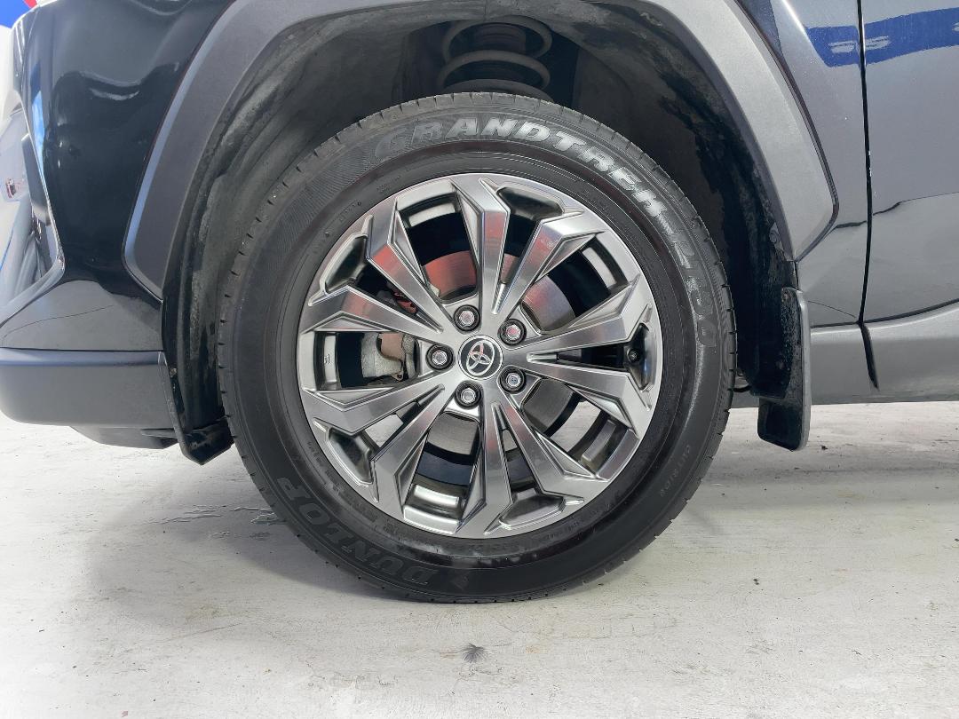 Photo '10' of Toyota Rav4