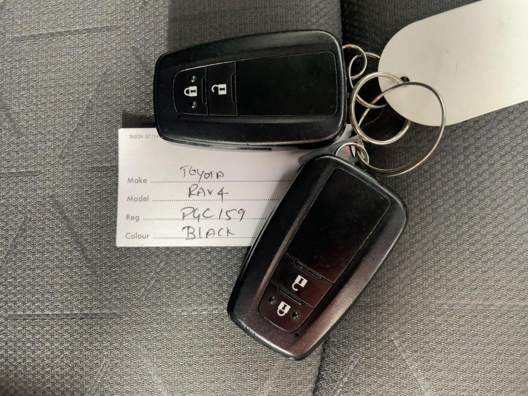 Photo '22' of Toyota Rav4