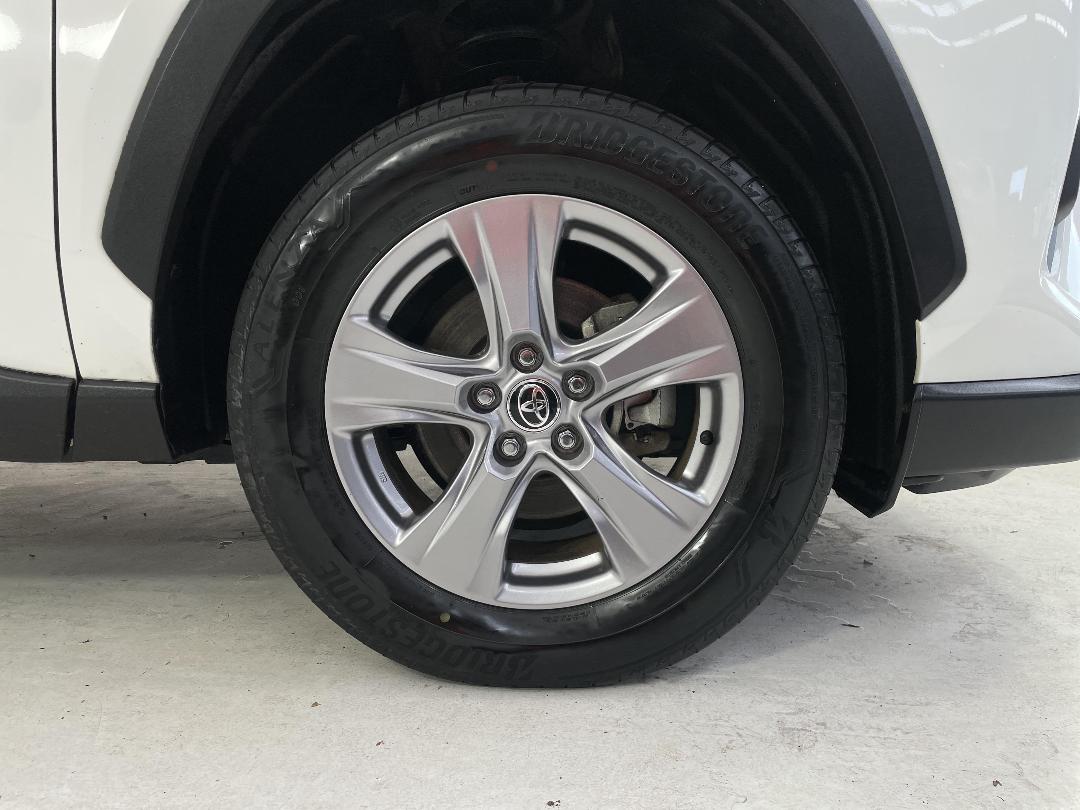 Photo '9' of Toyota Rav4