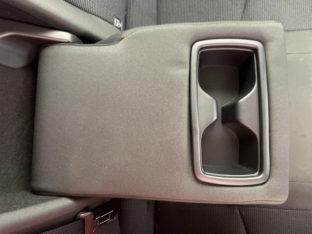 Photo '24' of Toyota Rav4