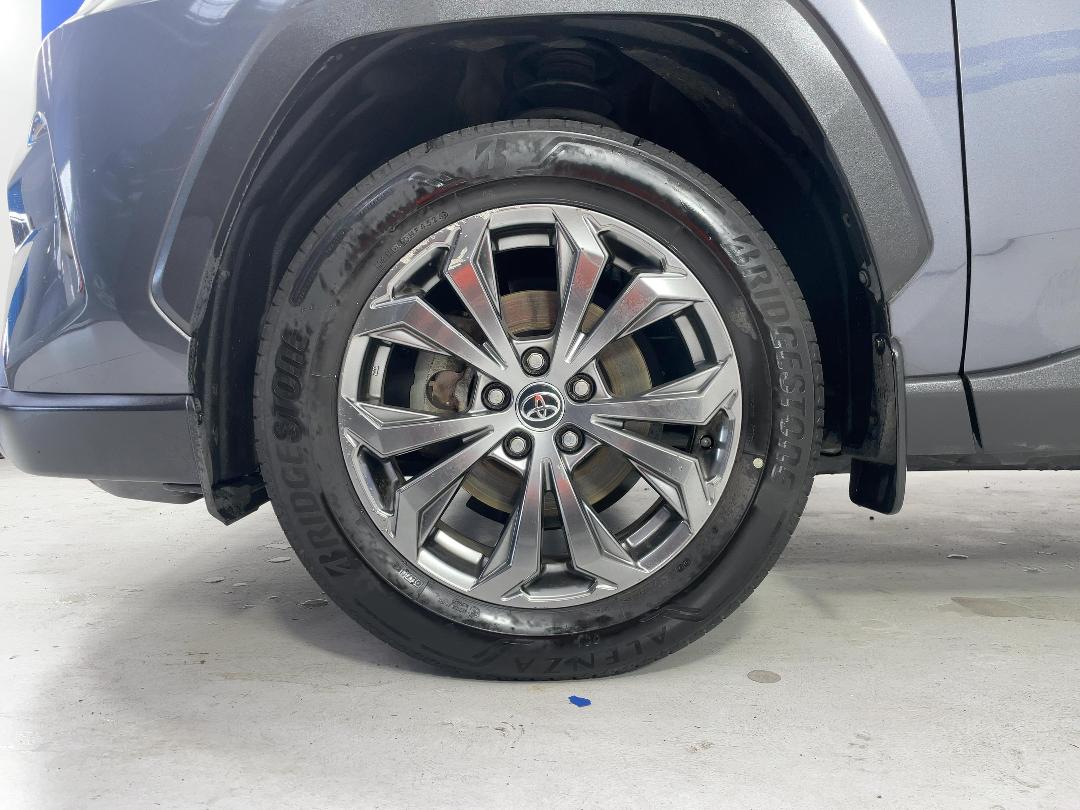 Photo '10' of Toyota Rav4