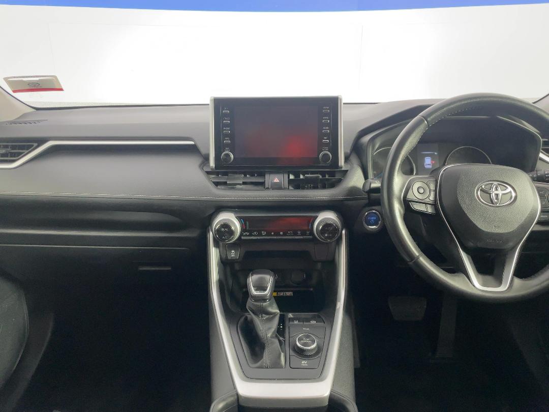 Photo '17' of Toyota Rav4