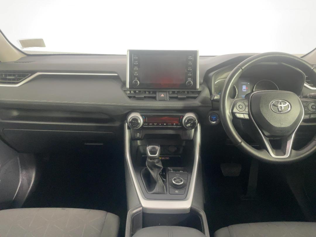 Photo '17' of Toyota Rav4