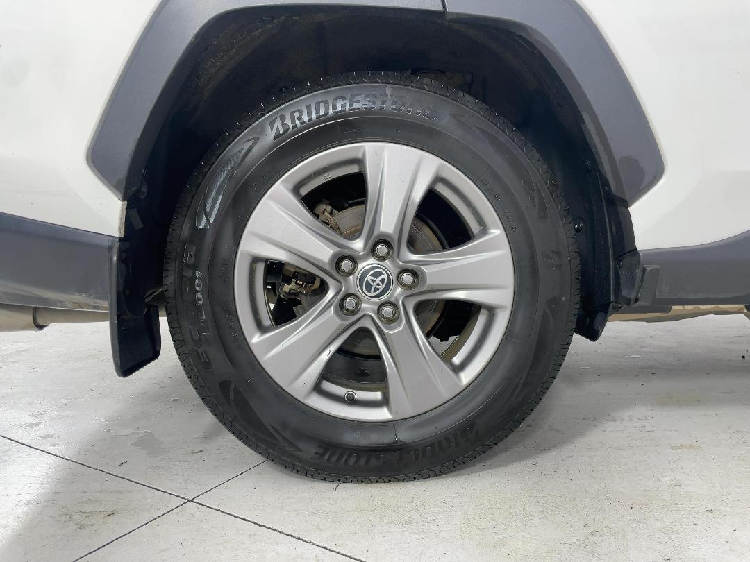 Photo '12' of Toyota Rav4