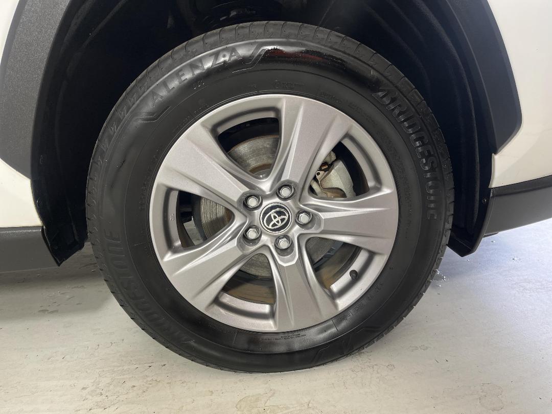 Photo '9' of Toyota Rav4