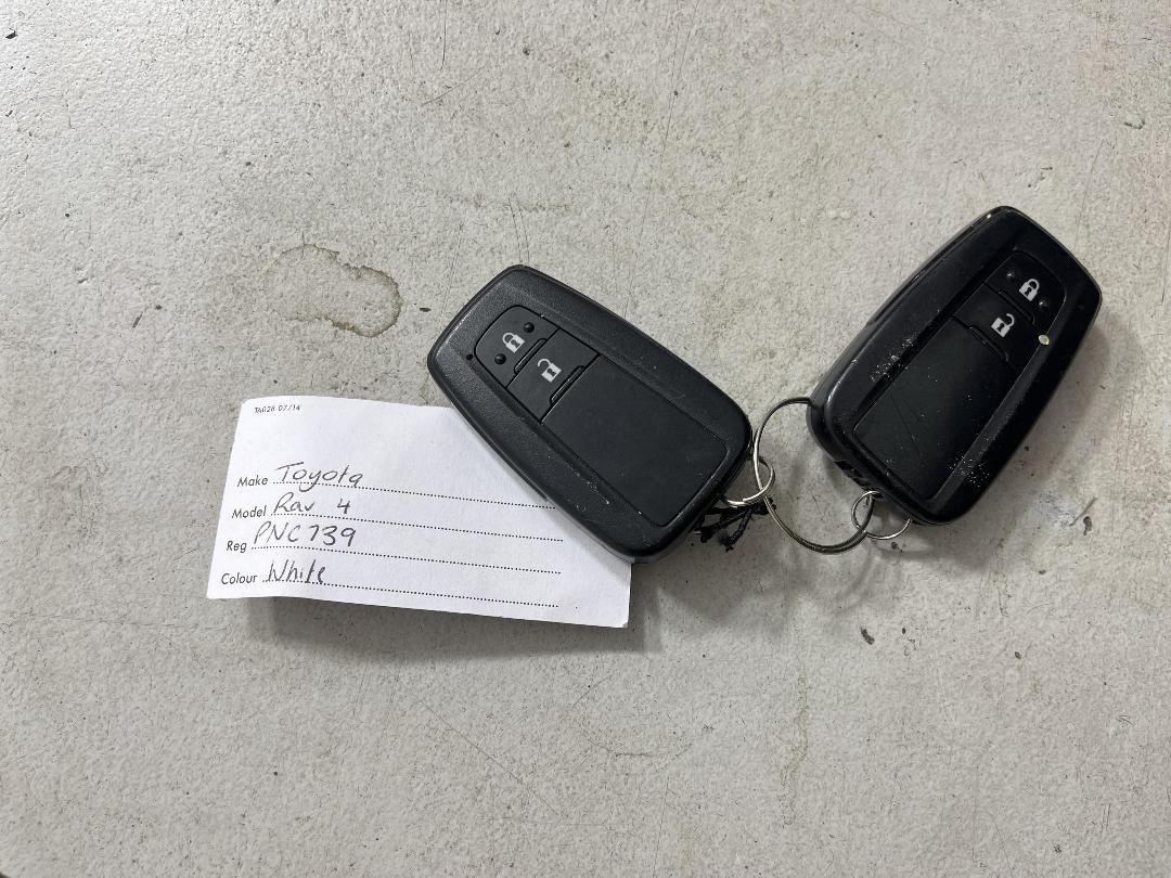 Photo '22' of Toyota Rav4