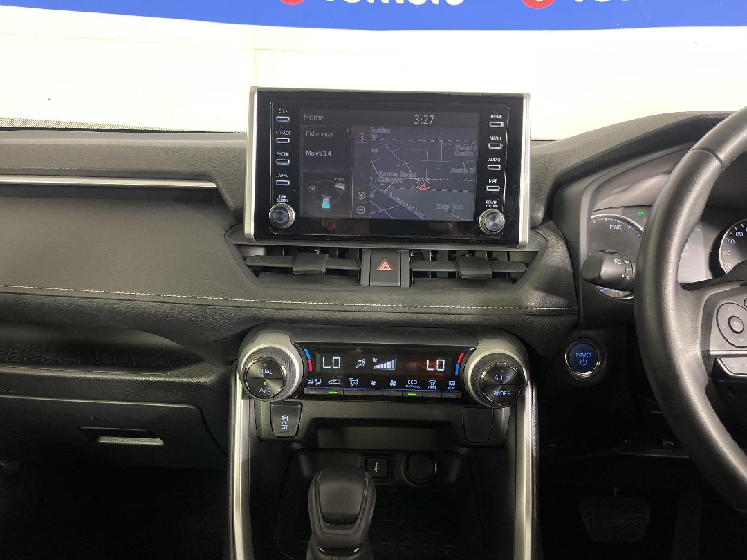 Photo '18' of Toyota Rav4