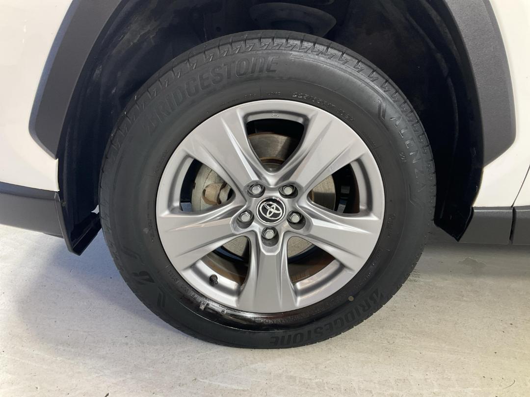 Photo '10' of Toyota Rav4 Photo '10' of Toyota Rav4