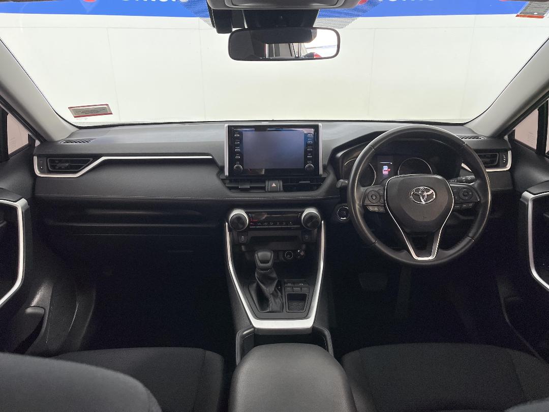 Photo '17' of Toyota Rav4 Photo '17' of Toyota Rav4