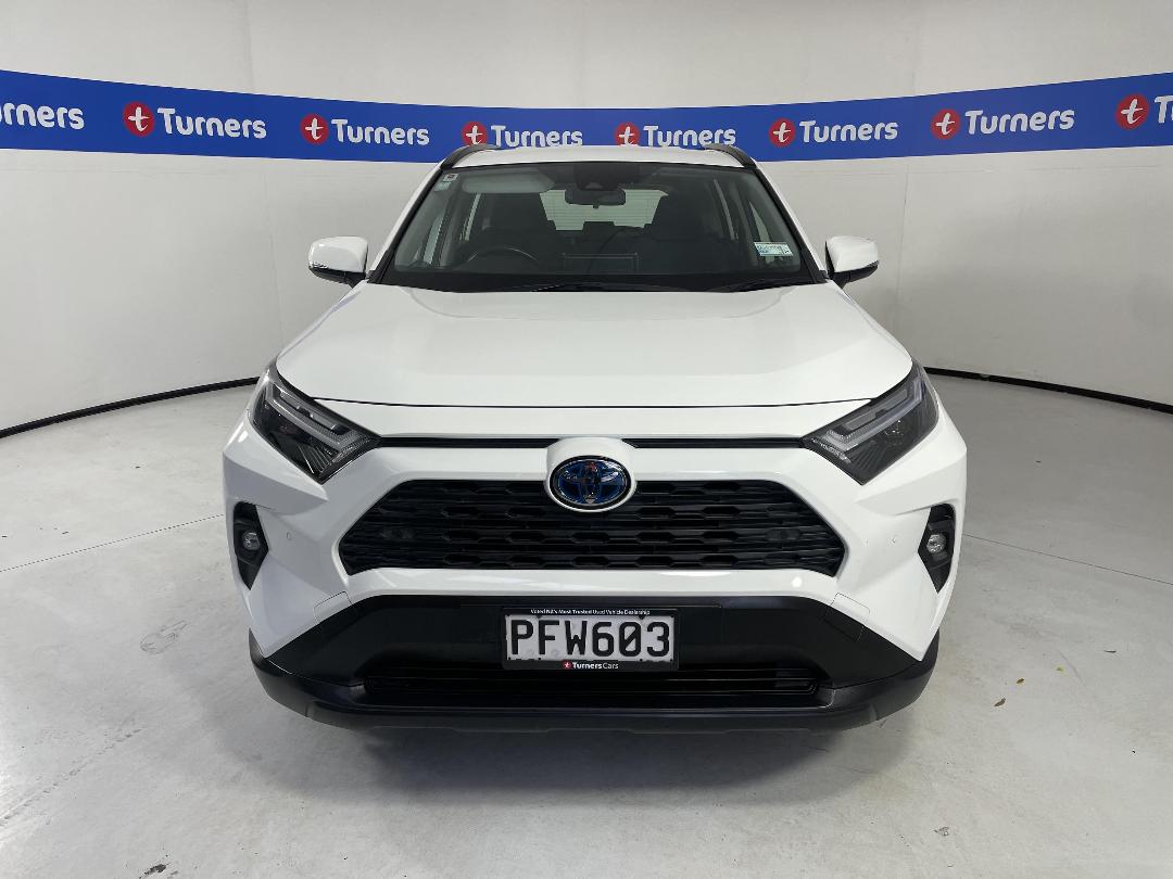 Photo '2' of Toyota Rav4