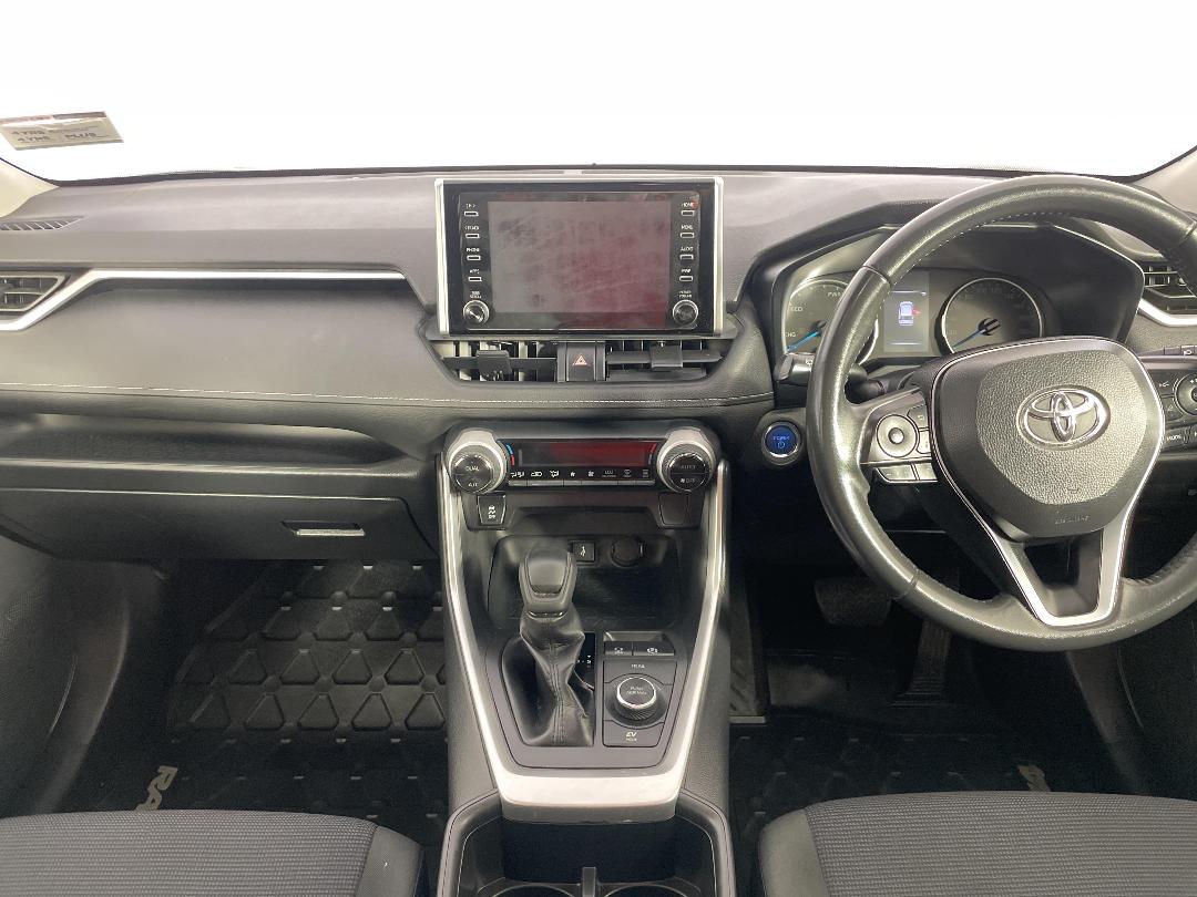 Photo '17' of Toyota Rav4