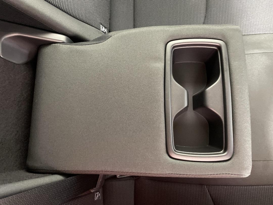 Photo '24' of Toyota Rav4