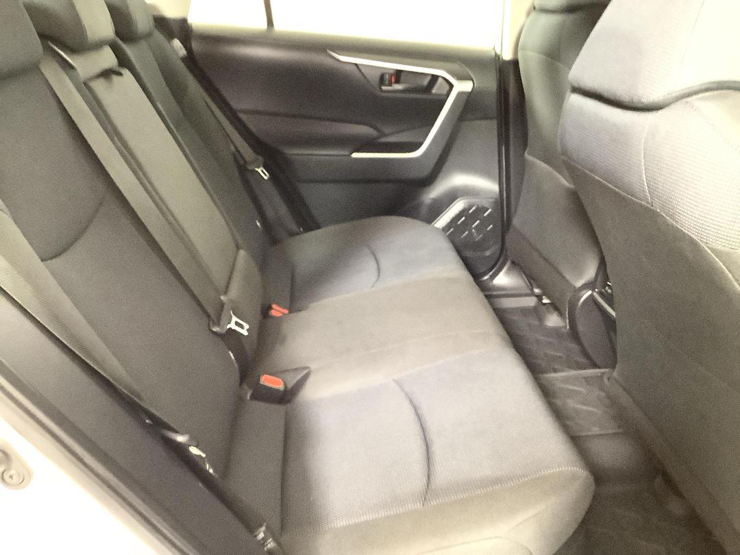 Photo '20' of Toyota Rav4