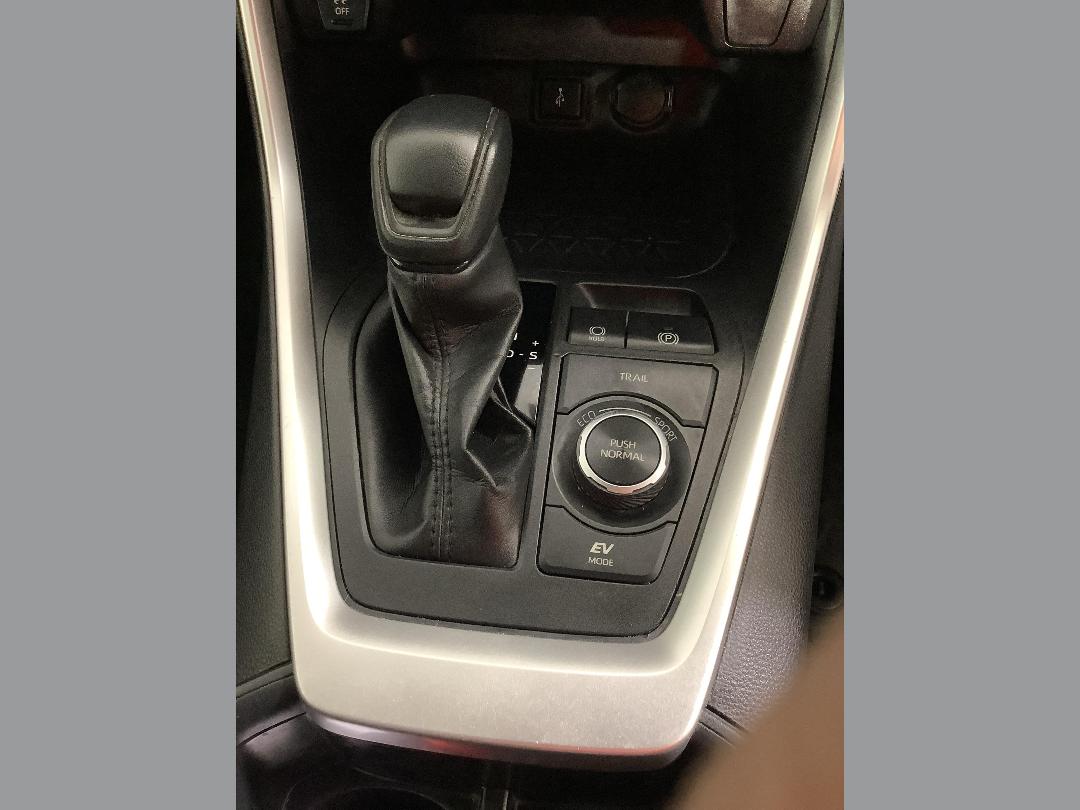 Photo '18' of Toyota Rav4