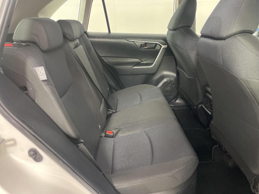 Photo '20' of Toyota Rav4