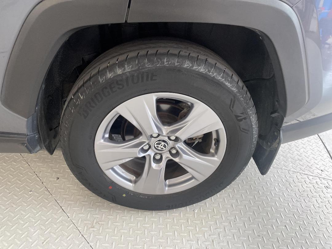 Photo '11' of Toyota Rav4