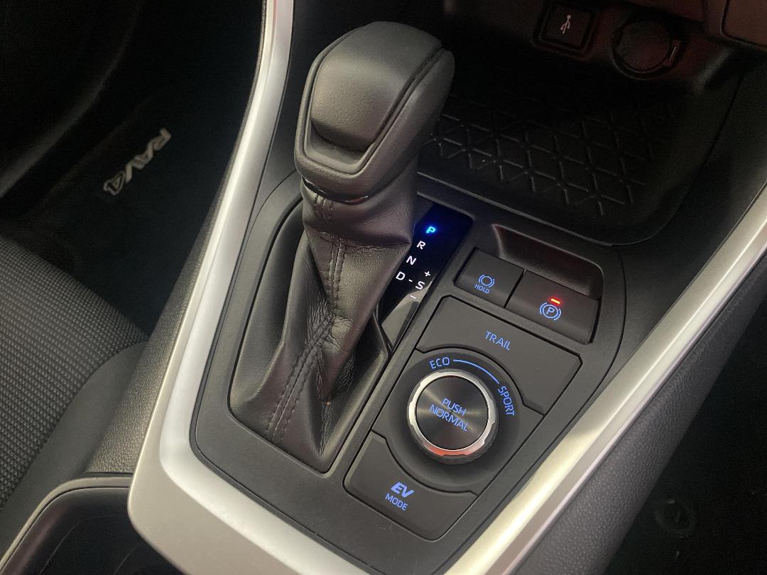 Photo '32' of Toyota Rav4